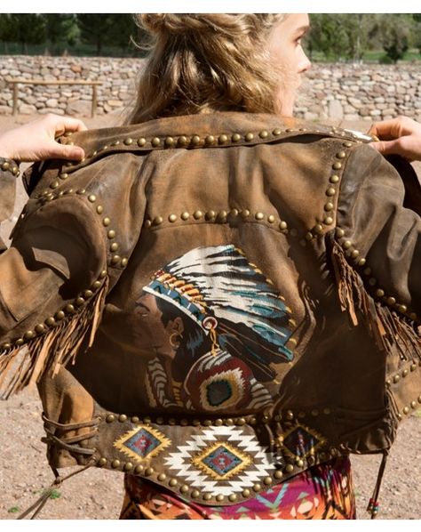 Double D Ranch Estilo Hippy, Double D Ranch, Looks Country, Studded Jacket, Western Jacket, Leather Outerwear, Western Wear For Women, Native American Fashion, Sheep Leather