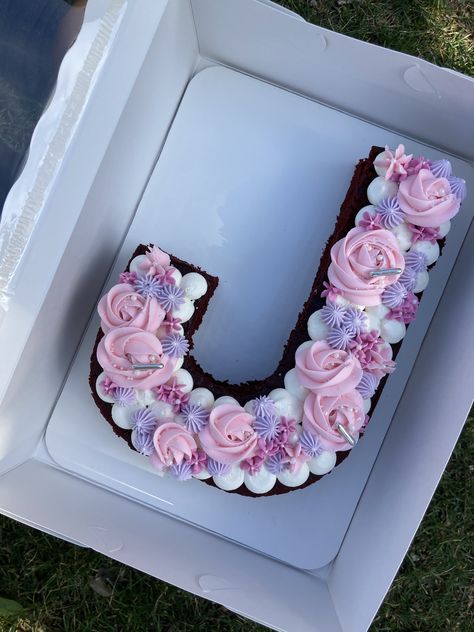 Pink And Purple Number Cake, Purple Letter Cake, Letter J Cake Birthday, J Letter Cake, Purple Number Cake, Pink And Purple Cake Ideas, Pink And Purple Birthday Cake, Pink And Purple Birthday Party, Pink Purple Cake