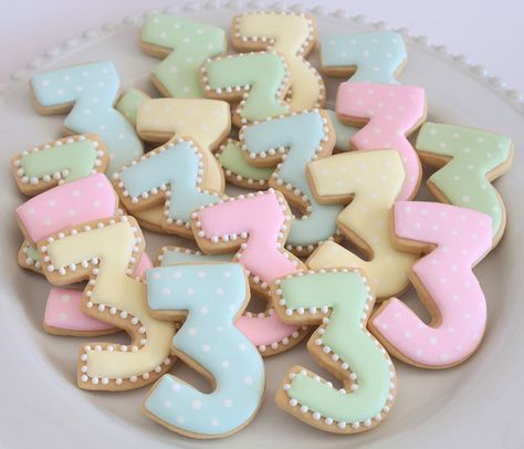 Number 3 cookies by Miss Biscuit | by Miss Biscuit Number 3 Cookies, Letter Cookies, Fondant Numbers, Number Cookies, Numbers Cake, 3 Cookies, Biscuit Ideas, Alphabet Cookies, Number Cake Toppers