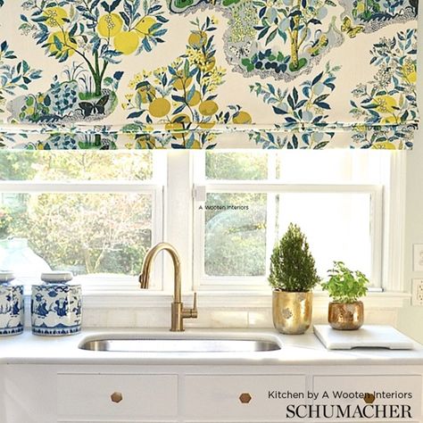 Schumacher Citrus Garden Pool Roman Shade, blue and white ginger jars Schumacher Citrus Garden, Kitchen Roman Shades, Roman Shades Kitchen, Citrus Garden, Custom Roman Shades, Kitchen Valances, Kitchen Blinds, Kitchen Window Treatments, Custom Shades