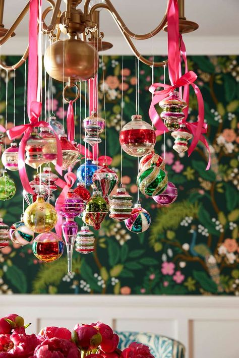 Pink Christmas Decor Ideas, Pink Christmas Decor, Pink Christmas Ornaments, Pink Christmas Decorations, Christmas Planning, Christmas Inspo, Pink Christmas Tree, Whimsical Christmas, Christmas Decor Ideas