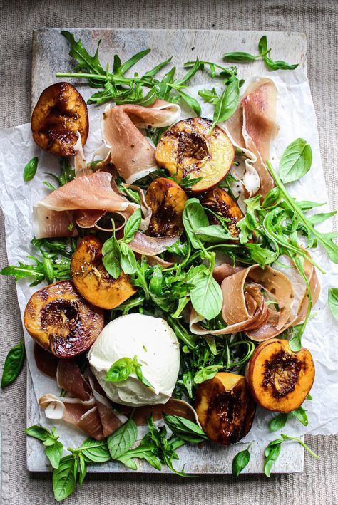 Peach And Mozzarella, Italian Themed Rehearsal Dinner, Fresh Mozzarella Salad, Mozzarella Skewers, Salad Mozzarella, Prosciutto And Mozzarella, Burrata Recipes, Peach Prosciutto, Grilled Peach Salad