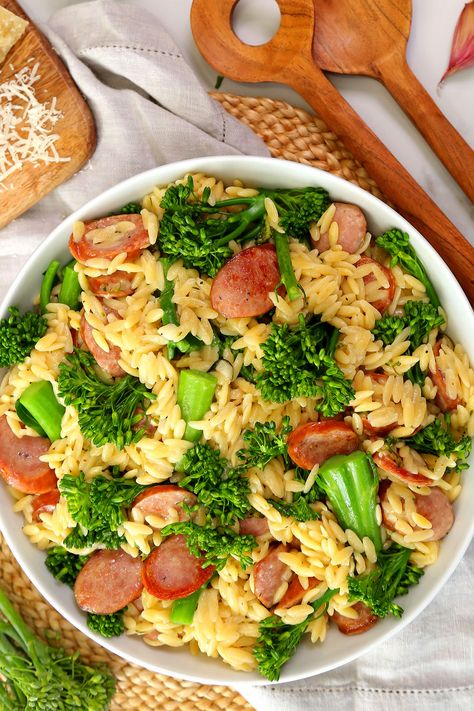 Orzo Healthy, Turkey Kielbasa Recipes, Turkey Sausage Pasta, Turkey Sausage Recipes, Sausage Dinner, Kielbasa Recipes, White Bean Salad, Orzo Recipes, Giada De Laurentiis