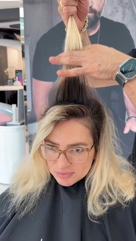 Stunning blonde balayage transformation! | Mounir Brown To Blonde Hair Transformation, Blonde Balayage Transformation, Brown To Blonde Hair, Balayage Transformation, Blonde Hair Transformation, 401k, Hair Color And Cut, Brown To Blonde, Natural Beauty Tips