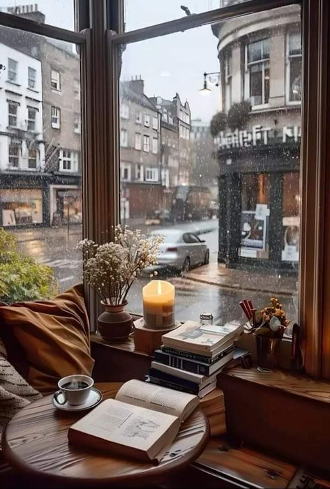 Good Morning With Books, Cozy Winter Reading Aesthetic, British Bookstore, Rainy Cafe, House Decor Fall, Fall House Decor, Rain And Coffee, Fall House, Book Cafe