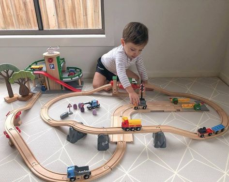 Brio Train Layout Ideas, Brio Train Track, Brio Train Set, Brio Train, Physical Activities For Kids, Christmas Train, School Readiness, Train Layouts, Train Set