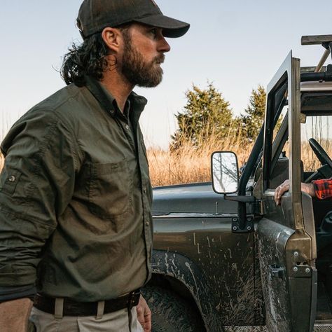 Nice Guys Aesthetic, Rugged Guy Aesthetic, Mens Farmer Fashion, Southern Men Aesthetic, Male Farmer Aesthetic, Farmer Man Aesthetic, Southern Man Aesthetic, Farmer Aesthetic Man, Mountain Man Aesthetic