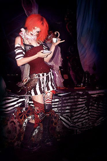 Steampunk Circus, Circus Fashion, Circus Outfits, Emilie Autumn, Pierrot Clown, Circus Aesthetic, Dark Circus, Night Circus, Circus Costume