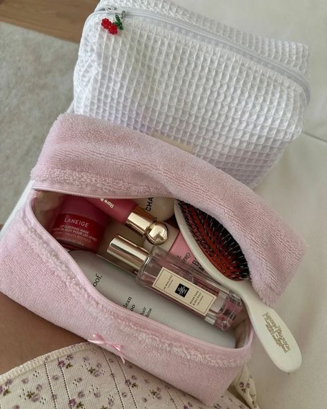 🦋🌸🌻🍉🍦 . . . #outfit #summervibes #casualstyle #ideas #ootd #pinterestgirl Makeup Bag Aesthetic, Soft Life, Bag Aesthetic, What In My Bag, Bags Aesthetic, Dream Lifestyle, Abayas Fashion, Apartment Ideas, Christmas Wishlist