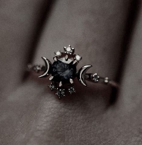 Unique Witchy Engagement Rings, Nyx Goddess Aesthetic, Nyx Aesthetic, Goth Wedding Ring, Goth Engagement Rings, Fantasy Wedding Rings, Greek Goddesses, Goth Ring, Gothic Engagement Ring