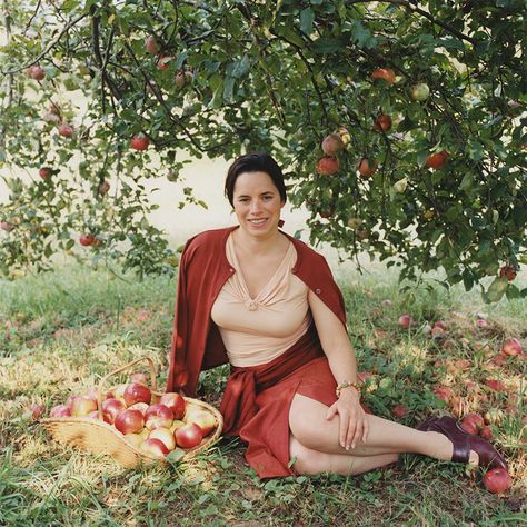 Natalie Merchant Natalie Merchant, Sarah Mclachlan, French Twists, Prince Harry And Megan, Japanese Mom, Beautiful Muslim Women, Red Cardigan, Last Fm, Casual Cardigans