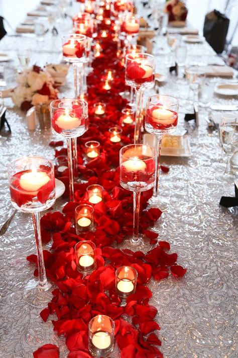 Red Table Centerpieces Wedding, Red White Centerpieces Wedding, Red Rose Centerpieces Wedding Diy, Red Roses And Diamonds, Red Roses Aesthetic Wedding, Red Rose Wedding Head Table, Red Roses Wedding Table Decor, Red Roses Centerpieces Party, Cocktail Party Centerpiece Ideas