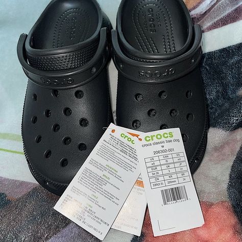 Brand New Never worn size 5, woman’s Croc Classic Bae Platform Clog! Bae Clog, Platform Clogs, Women's Crocs, Original Bags, Crocs Shoes, Clogs, Brand New, Fashion Trends, Clothes Design