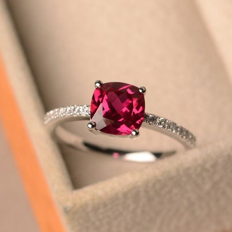 Ruby Engagement Ring Simple, Red Stone Ring Women, Ruby Ring Engagement, Oval Ruby Ring, Vintage Ruby Ring, Red Engagement Ring, Red Ruby Ring, Ruby Ring Vintage, Ruby Wedding Rings