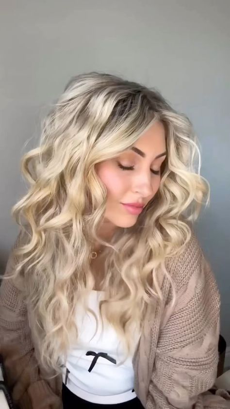 DANA PLUMMER | 🎁GIVEAWAY TIME!!!🎁 We are choosing 2 lucky winners! Each winner will receive an Airstlyer and the entire bondbar hair care collection!!... | Instagram Bangs Volume, Cascade Braid, Curling Tips, Quick Curls, Hair Curling Tips, Hair Instagram, Hot Rollers, Full Volume, Face Makeup Tips