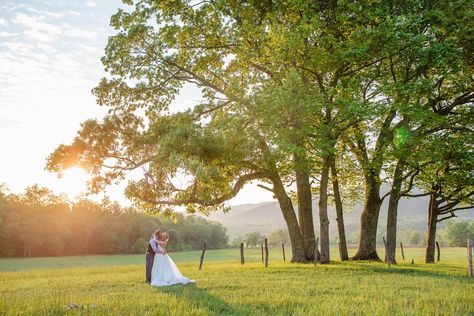 Cades Cove Wedding Cades Cove Tennessee Wedding, Cades Cove Wedding, Cades Cove Photography, Smoky Mountains Photography, Outside Wedding Ceremonies, Townsend Tennessee, Gatlinburg Wedding, Gatlinburg Weddings, Cades Cove Tennessee