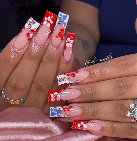 Nails by xle. nails Lilo Stitch Nails, Lilo And Stitch Nail Designs, Stitch Nails Disney, Stitch Nail Designs, Disney Themed Nails Acrylic, Lilo And Stitch Nails, Medium Acrylic Nails, Stitch Nails, Disney Themed Nails