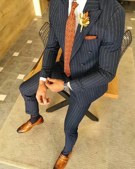 Navy Blue Pinstripe Suit, Blue Pinstripe Suit, Navy Pinstripe Suit, Stylish Mens Suits, Costume Bleu, Der Gentleman, Men's Business Suits, Suits Men Business, Classy Suits