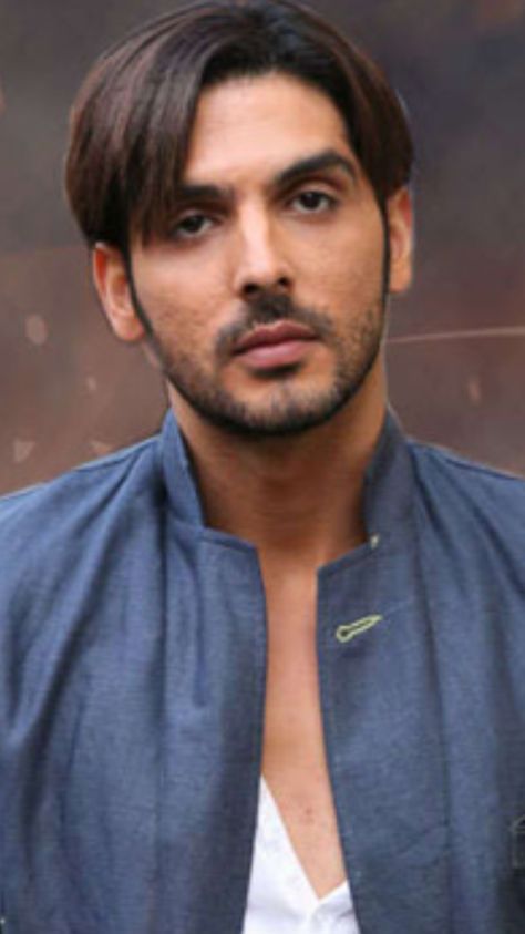 Zayed Khan Zayed Khan, Vande Mataram, Bharat Mata, Mataram, Bollywood Actors, Long Hair Styles Men, Mens Hairstyles, Long Hair, Hair Cuts