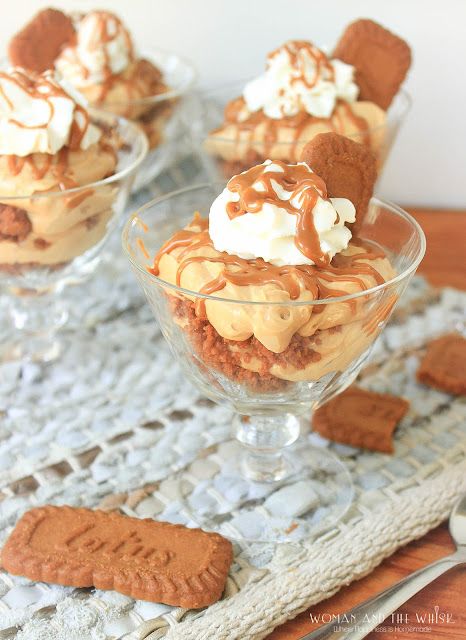 Biscoff Banana Pudding Recipes, Cookie Butter Pudding, Biscoff Pudding Recipes, Biscoff Banana Pudding, Biscoff Pudding, Biscoff Desserts, Biscoff Cookie Recipe, Sweet Dee, Trifle Bowl Recipes