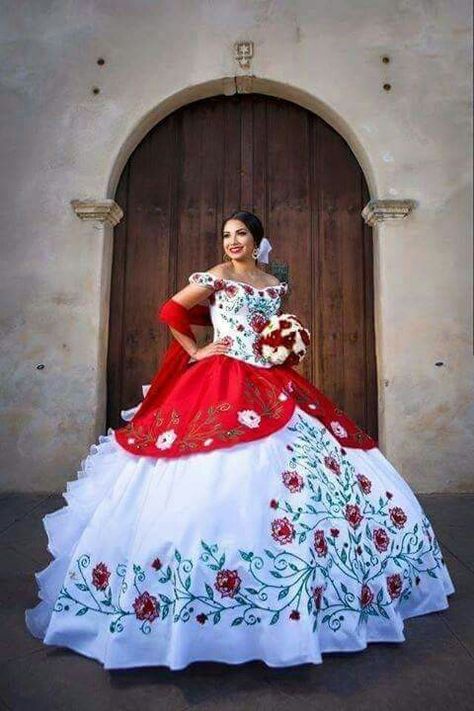 Mariachi Quinceanera Dress, Mariachi Dress, 15 Birthday Dresses, Charro Dress, Vestido Charro, Xv Dresses, Top Inspiration, Mexican Quinceanera Dresses, Fifteenth Birthday