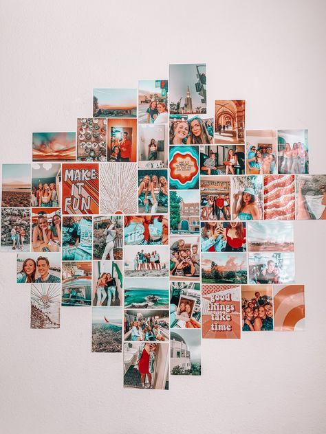 Bedroom Photo Collage Ideas, Wall Pic Collage Ideas Bedroom, Small Picture Collage Ideas, Wall Collage Set Up, Small Wall Picture Collage Ideas, Photo Wall Collage Bedroom Layout, Picture Collage Wall Layout, Photo Wall Collage Ideas Layout, Poster Arrangement Ideas