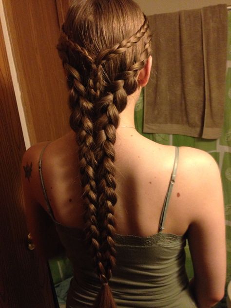 Got Braids Game Of Thrones, Long Midevil Hair, Braided Hairstyles Game Of Thrones, Game Of Thrones Hairstyles Khaleesi, Dothraki Hairstyle, Dothraki Braids, Braided Hairstyles Celtic, Got Inspired Hairstyles, Game Of Thrones Hair Styles