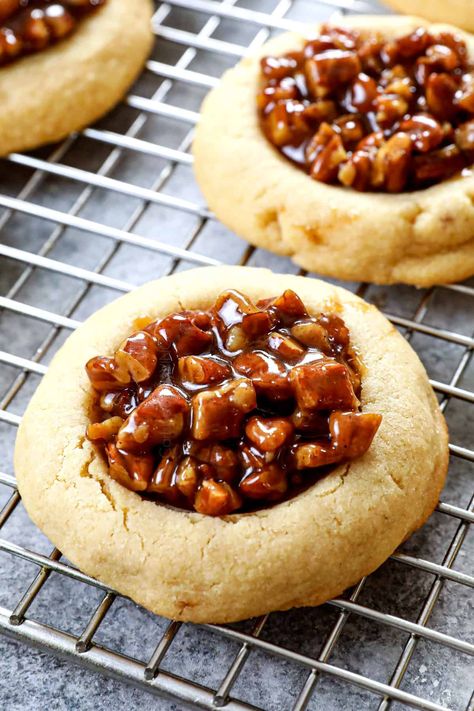 Pecan Pie Sugar Cookies, Pecan Pie Cheesecake Cookies, Crumbl Pecan Pie Cookie Recipe, Pecan Pie Cookies Easy, Chicken Cookies, Pecan Pie Stuffed Cookies, Pecan Pie Cookie, Fisher Pecan Pie Cookies, Santa Cookie Recipe