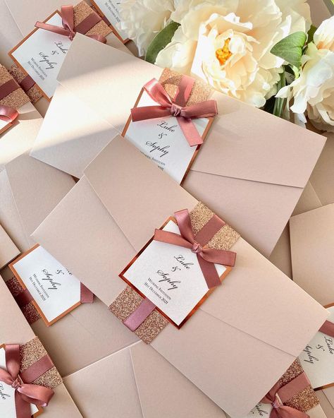 Rella Event Stationery on Instagram: “Happy Friday! Another week in lockdown down done 🎉 How stunning are these nude/blush and rose gold pocketfold invitations! #invitations…” Wedding Tissues, Event Stationery, Pocketfold Invitations, Pocket Fold Wedding Invitations, Save The Date Designs, Wedding Bows, Belly Band, Tears Of Joy, Belly Bands