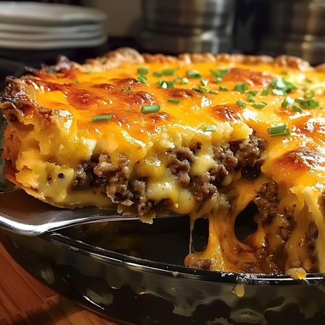 Cheese Burger Pie Recipe, Cheeseburger Pie Recipe, Tortilla Cheeseburger Pie, Cheeseburger Pie With Crescent Rolls, Cheese Burger Pie, Hamburger Pie Recipes, Impossible Cheeseburger Pie, Steak And Baked Potato, Hamburger Pie