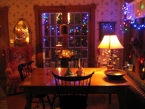 Home...Christmas! Cozy 2000s Home, Christmas Dreaming, Warm Christmas, Home Christmas, Dream Apartment, Humble Abode, Dream Rooms, Dream House Decor, Christmas Aesthetic