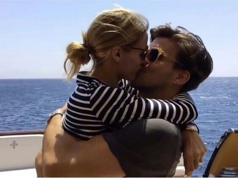 Eden and Swanny are now married and living by the KGI compound on the lake. Surfergirl Style, Wedding Fotos, The Love Club, Photo Couple, Olivia Palermo, Couple Aesthetic, Cute Couples Goals, Palermo, Couple Pictures