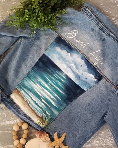 TheWhiteBirchStudio - Etsy Painted Jean Jacket, Painted Clothes Diy, Hand Painted Denim Jacket, Waves Beach, Hand Painted Clothing, Denim Art, Painted Jacket, Painted Denim Jacket, Beach Lover Gifts