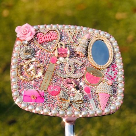 Bedazzled Mirror, Bedazzled Art, Barbie Night, Bedazzled Stuff, Bling Projects, Mirrors Diy, Barbie Theme Party, Diamond Shoes, Luxury Mirrors