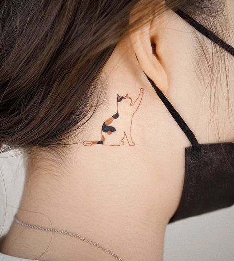 Chicken Tattoo, Cat Tattoo Simple, Cute Cat Tattoo, Tattoos To Cover Scars, Cat Tattoo Designs, 문신 디자인, Elegant Tattoos, Simplistic Tattoos, Minimal Tattoo