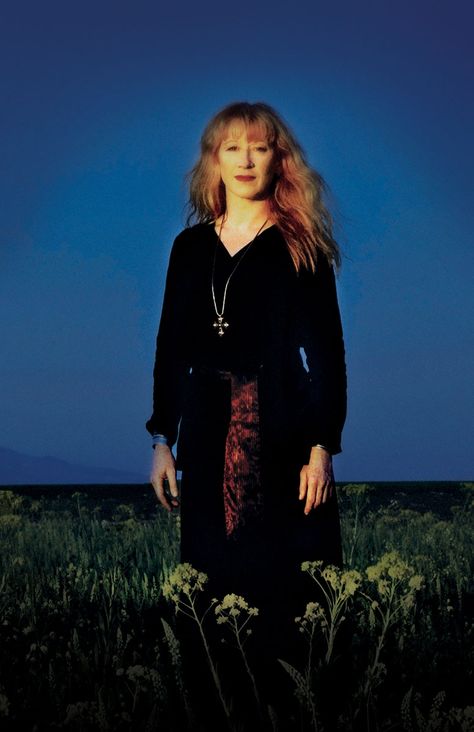 Loreena McKennitt Loreena Mckennitt Style, Mystic Woman, Loreena Mckennitt, Summer Tour, Witchy Woman, World Music, My Favorite Music, Record Label, Dark Academia