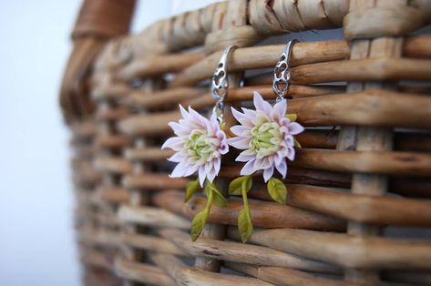 #earrings #flowerearrings #dahlia #studioflowernn #polymerclayartist Woodland Jewelry, Dahlia Flower, Polymer Clay Flowers, Clay Flowers, Floral Headbands, Flower Jewelry, Floral Jewellery, Wire Earrings, Perfect Gift For Mom