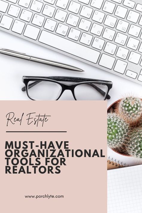 Realtor Organization Binder, Realtor Planner Real Estate Agents, Real Estate Binder, Real Estate School Supplies, Real Estate Agent Home Office Ideas, Real Estate Office Organization, Realtor Office Organization, Real Estate Agent Supplies, Things Realtors Need