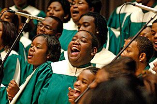 UAB Magazine - 40 Years of Breakthroughs - Gospel Choir - Magazine | UAB Church Choir Aesthetic, Gospel Aesthetic, Sunday Service Choir, Taylor Hicks, Lee Greenwood, Kirk Franklin, Campus Map, Gospel Choir, Church Choir