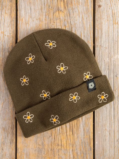 This cool beanie with pretty little embroidered daisies is so cute and feminine! And with its super cozy material, you'll stay nice and warm all winter long...just slip it on and go! Brace the cold weather in style with this adorable embroidered beanie - the perfect accessory for your boho wardrobe. Embroidery Gifts For Friends, Embroidered Christmas Gifts, Embroidered Beanies, Embroidery Beanie, Embroidered Daisies, Boho Wardrobe, Cool Beanies, Boho Womens Clothing, Wardrobe Goals