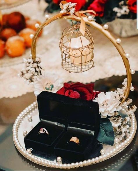 Ring Basket Decoration For Engagement, Engagement Ring Basket Decoration, Ring Basket Decoration, Engagment Platters, Engagement Tray Decoration Ideas Diy, Ring Packing Ideas, Engagement Thali Decoration, Engagement Thali Decoration Ideas, Engagement Platter Ideas