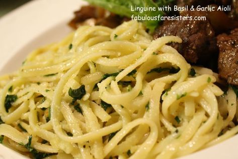 Pasta Aioli, Sourcrout Recipes, Garlic Aioli Sauce, Nightshade Free Recipes, Filet Mignon Recipes, Linguine Recipes, Italian Sausage Pasta, Aioli Recipe, White Sauce Pasta