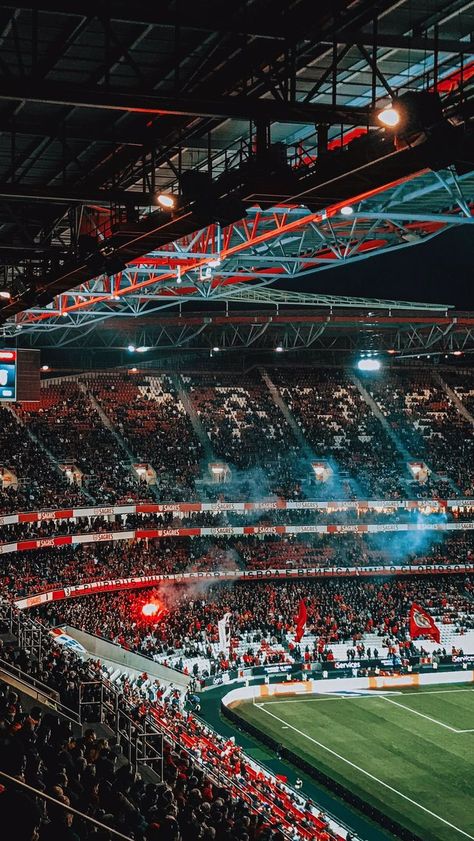 Manchester United Stadium, Liverpool Stadium, Arsenal Stadium, Arsenal Fc Wallpapers, Manchester United Old Trafford, Stadium Wallpaper, Deur Sticker, Milan Wallpaper, Arsenal Wallpapers