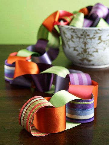 Craft project for WP. Good for leftover ribbon & something residents could help with! Decorating With Ribbon, Ribbon Projects, Colorful Ribbon, Homemade Christmas Decorations, Paper Chains, Kraft Heinz, Holiday Signs, Handmade Christmas Decorations, Christmas Door Decorations