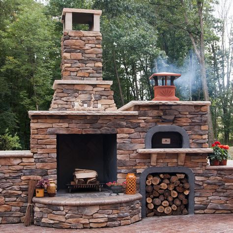 Wood Fire Pizza Oven, Pizza Oven Pizza, Pantry Larder, Wood Fire Pizza, Outdoor Fireplace Pizza Oven, Brick Pizza Oven, Oven Pizza, Outdoor Fireplace Designs, Outdoor Fireplace Patio