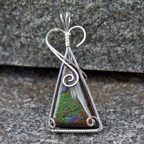 Wire Wrap Triangle Stone, Wire Wrapped Triangle Stone, Aluminum Wire Jewelry, Art Jewelry Necklace, Wire Wrapped Stone Jewelry, Wire Wrap Jewelry Designs, Dragon Skin, Bead Wire, Wire Wrapped Jewelry Diy