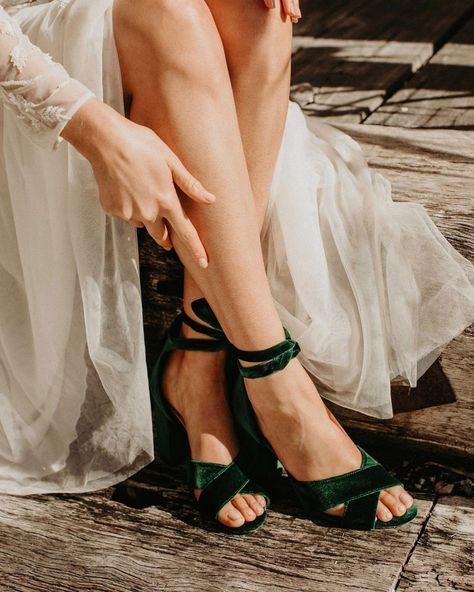 Emerald Green Wedding Shoes, Green Bridal Shoes, Wedding Shoes Green, Velvet Wedding Shoes, Emerald Shoes, Wedding Shoes Block Heel, Emerald Green Wedding, Green Themed Wedding, Velvet Sandals