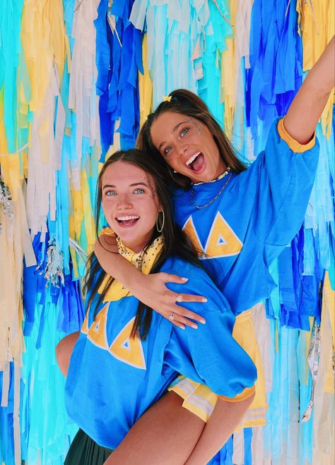 Tri Delt Bid Day, Sorority Work Week Poses, Bid Day Pictures, Work Week Poses, Tri Delta Recruitment, Tri Delta Bid Day, Sorority Pics, Rush Pictures, Sorority Work Week