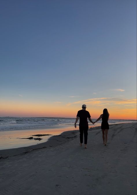 relationship goals love boyfriend couple ig inspo beach photoshoot valentine photoshoot valentines day couple inspo Vacation Photoshoot Couple, Vacation Photos With Boyfriend, Cute Photo With Boyfriend, Cute Couple Poses Beach, Beach Inspo Pics Photo Ideas Couple, Couple Vacay Pics Ideas, Beach Photo Poses For Couples, Beach Photo Ideas With Boyfriend, Beach Photo With Boyfriend