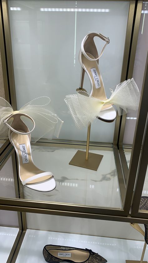 Jimmy Choo Ribbon Heels, Jimmy Choo White Bow Heels, Jimmy Choo White Shoes, Bridal Shoes Jimmy Choo, Туфли Jimmy Choo, Jimmy Choo Bridal Heels, Jimmy Choo Heels Wedding, White Jimmy Choo Heels, Jimmy Choo Bow Heels